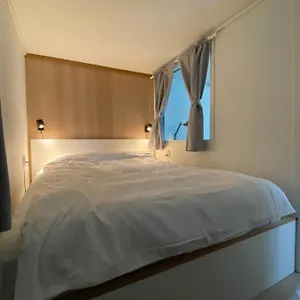Appartamento Entire Renovated From 1780 With Kitchen, Bath, Bedroom, And Living In Skuteviken, Bergen